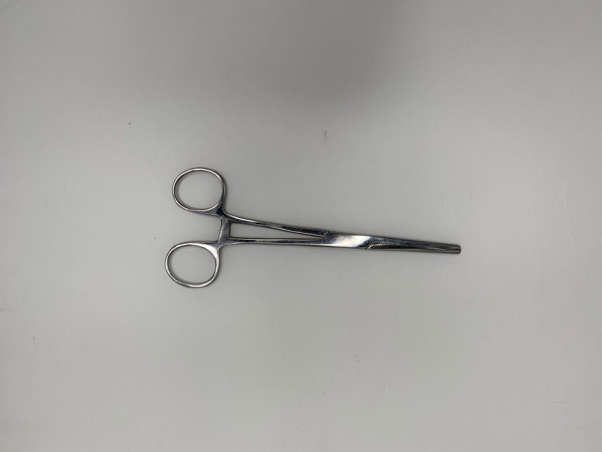 Kelly Forceps, Straight 6 1/4''